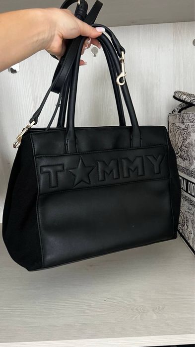 Сумка tommy hilfiger кроссовки