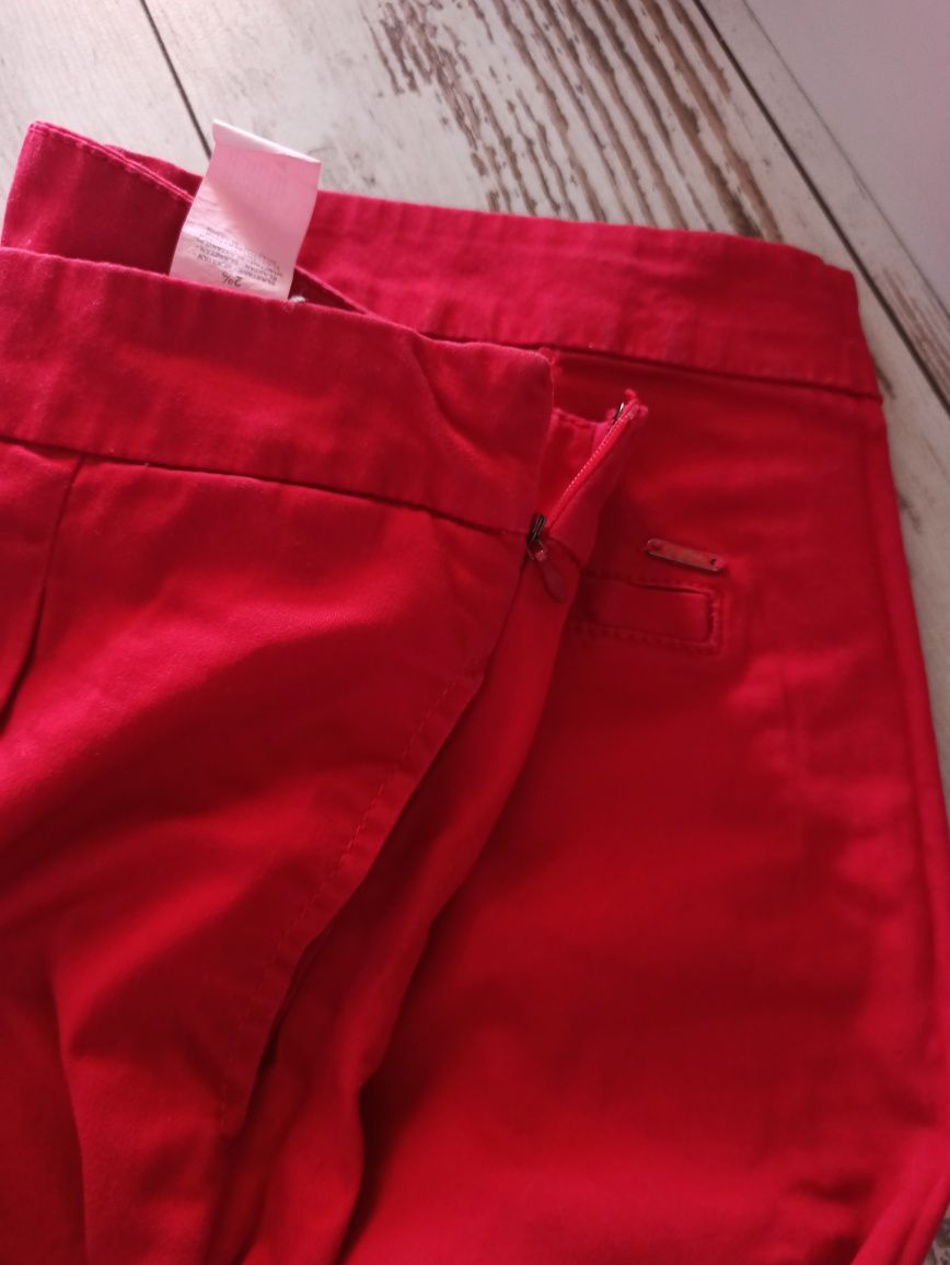 Czerwone spodnie, M