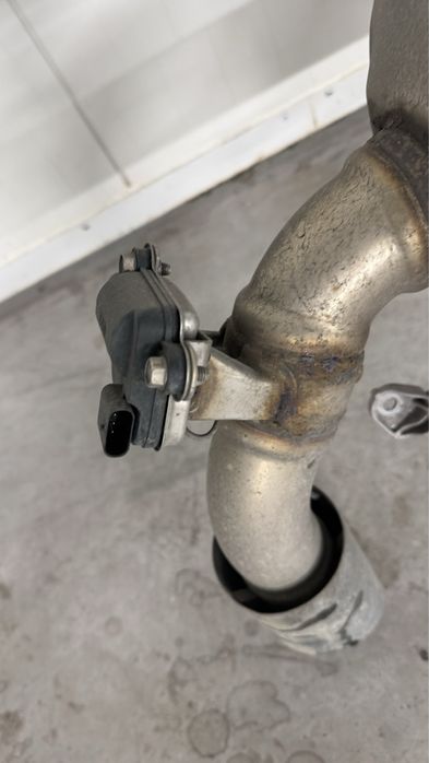 Вихлопна труба бмв g20 глушник каталізатор резонатор бмв заслонув