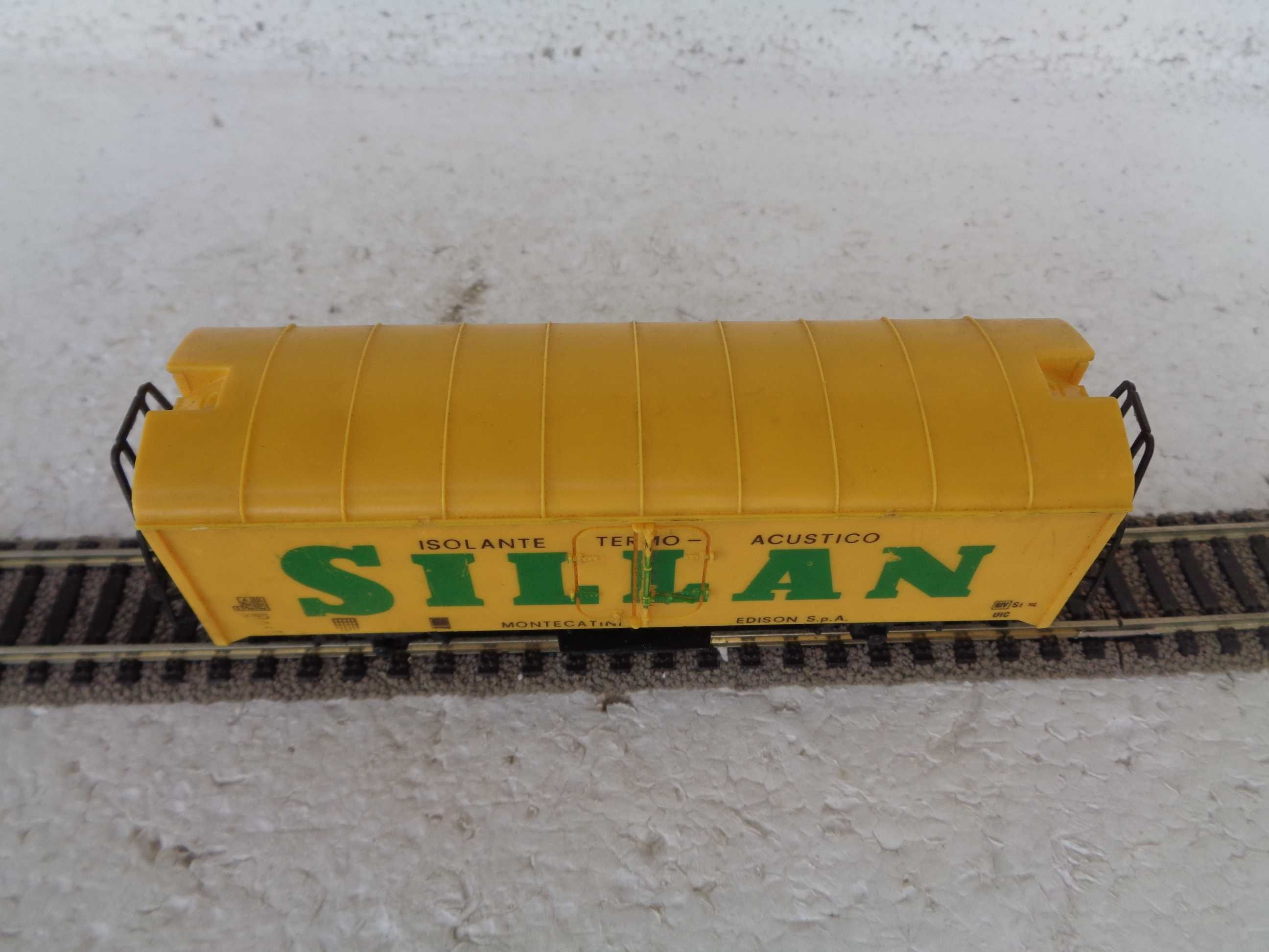 1:87 LIMA Vagão caixa fechada da SILAN - Comboio