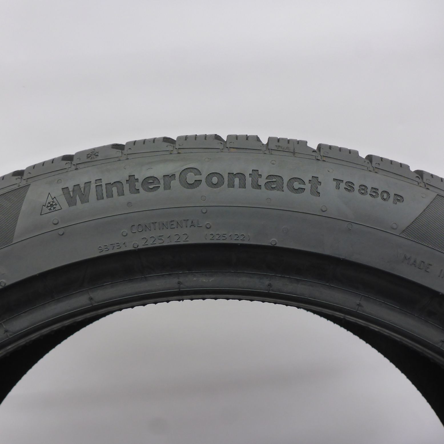 Opony 245/40/18 Continental 245/40R18 97V Zimowe 2020 7-6,4mm