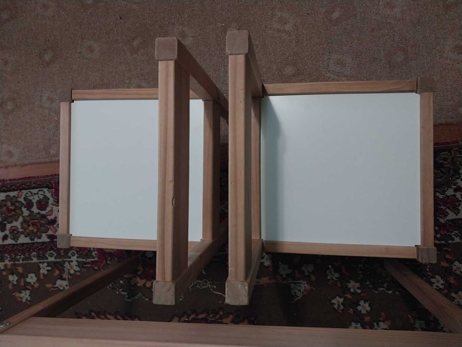 IKEA LATT Дитячий стіл з 2 стільцями