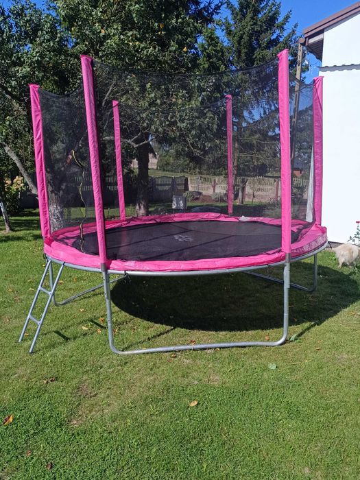Trampolina w dobrym stanie