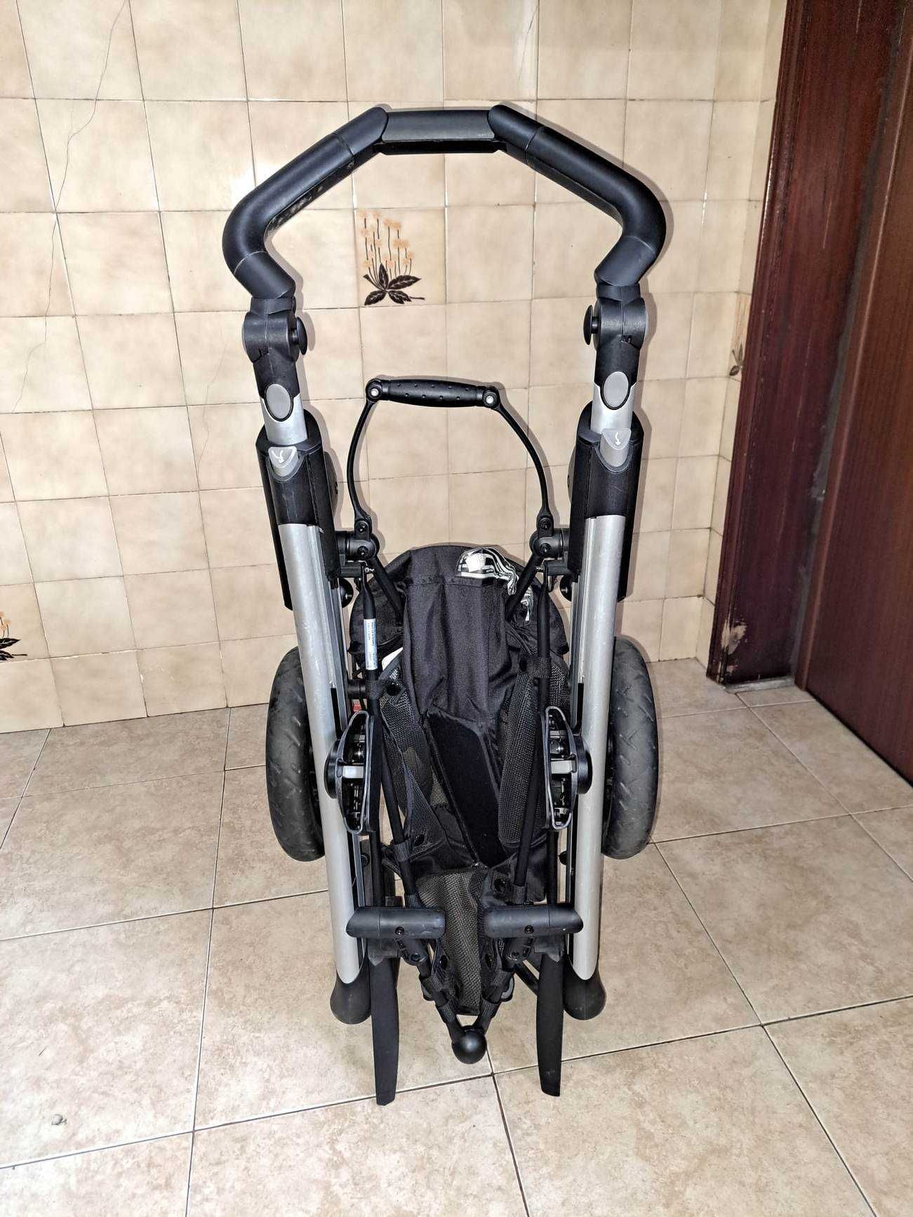 Cadeira de Passeio Ellea + Babycoque da rock Bebeconfort/maxi cosi