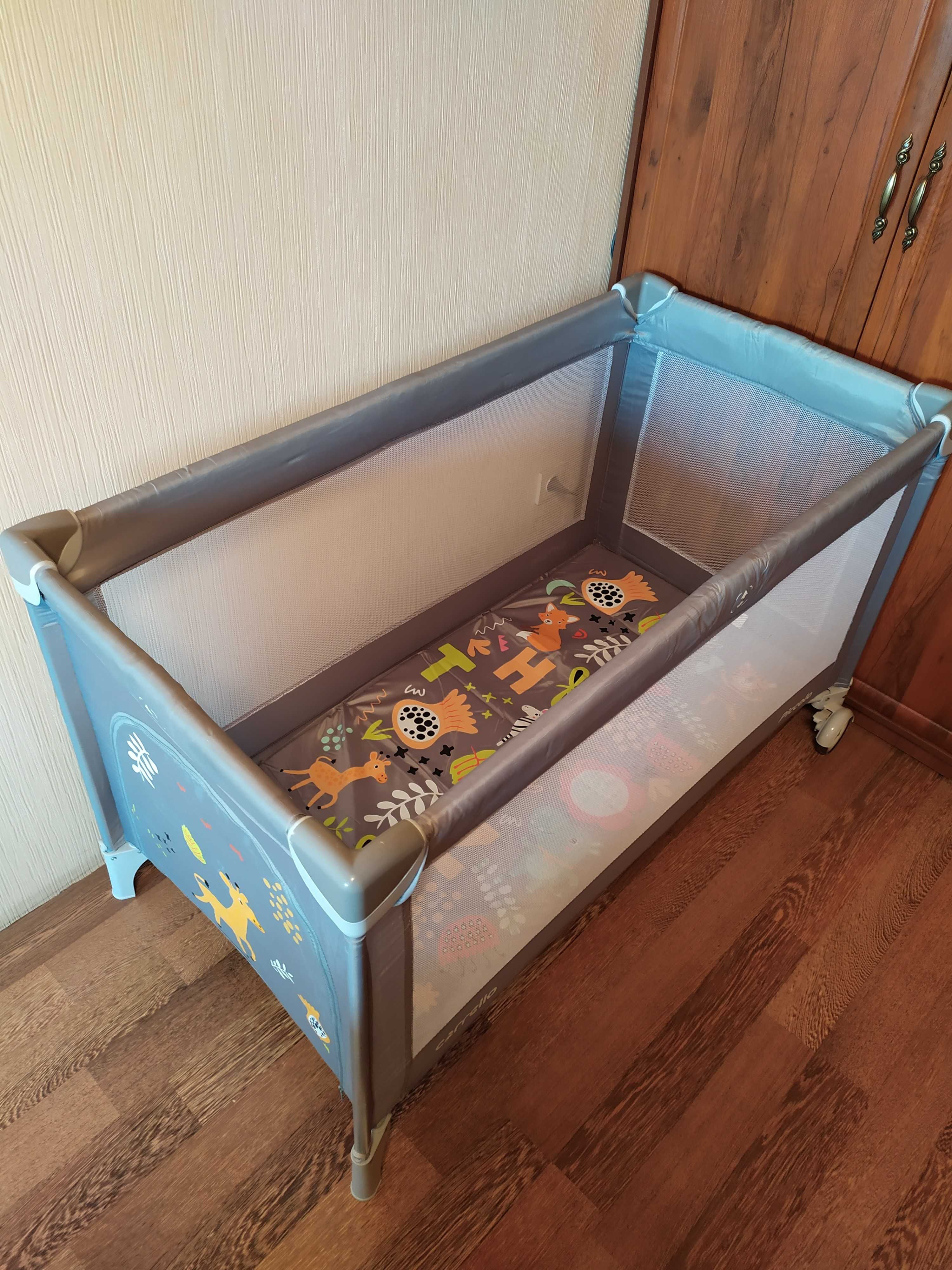 ПРОДАМ манеж  CARRELLO вживане.