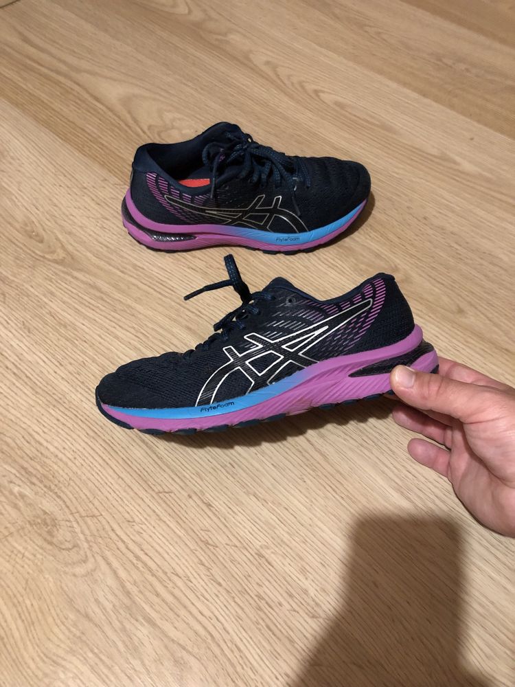 Кроссовки Asics GEL-CUMULUS 22