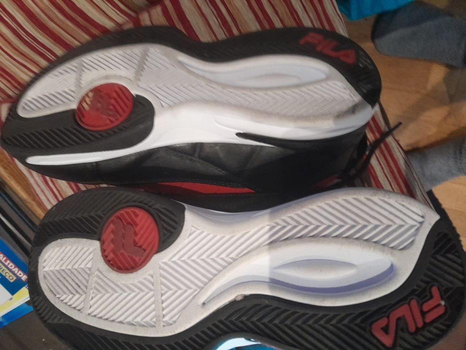 Sapatilhas/bota marca FILA