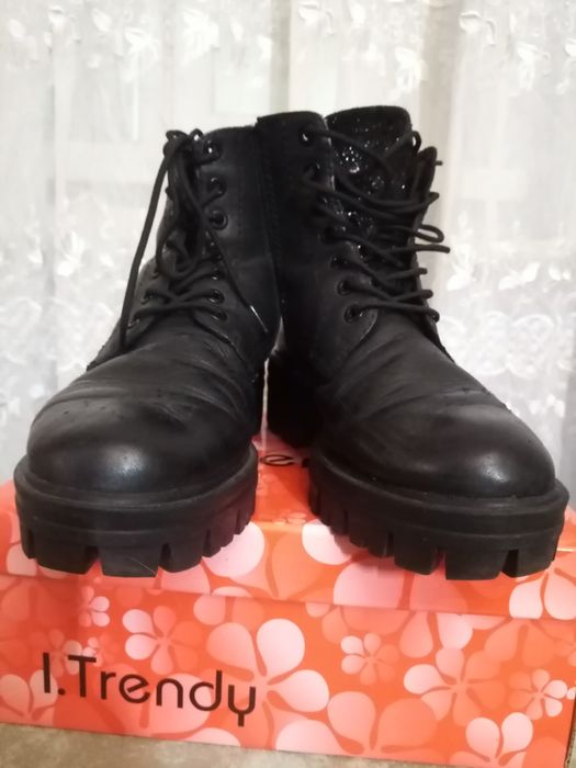 Ботинки жіночі з натуральної шкіри