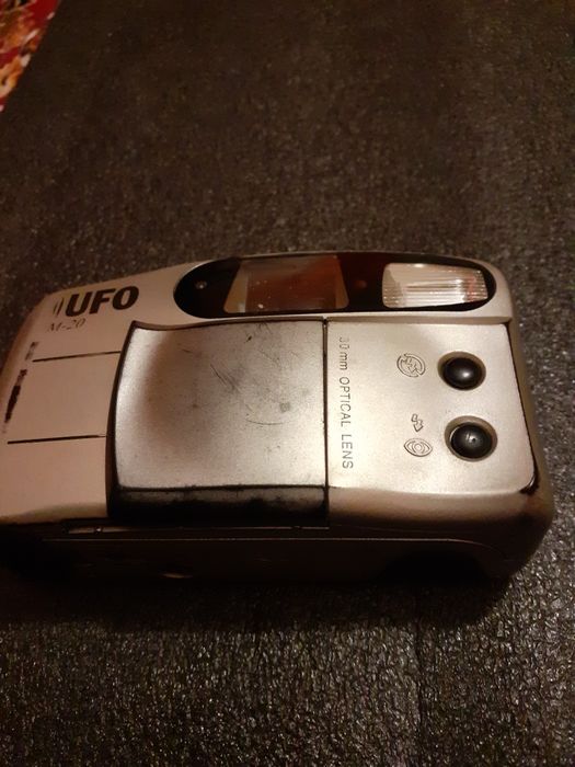 Продам плівковий фотоапарат