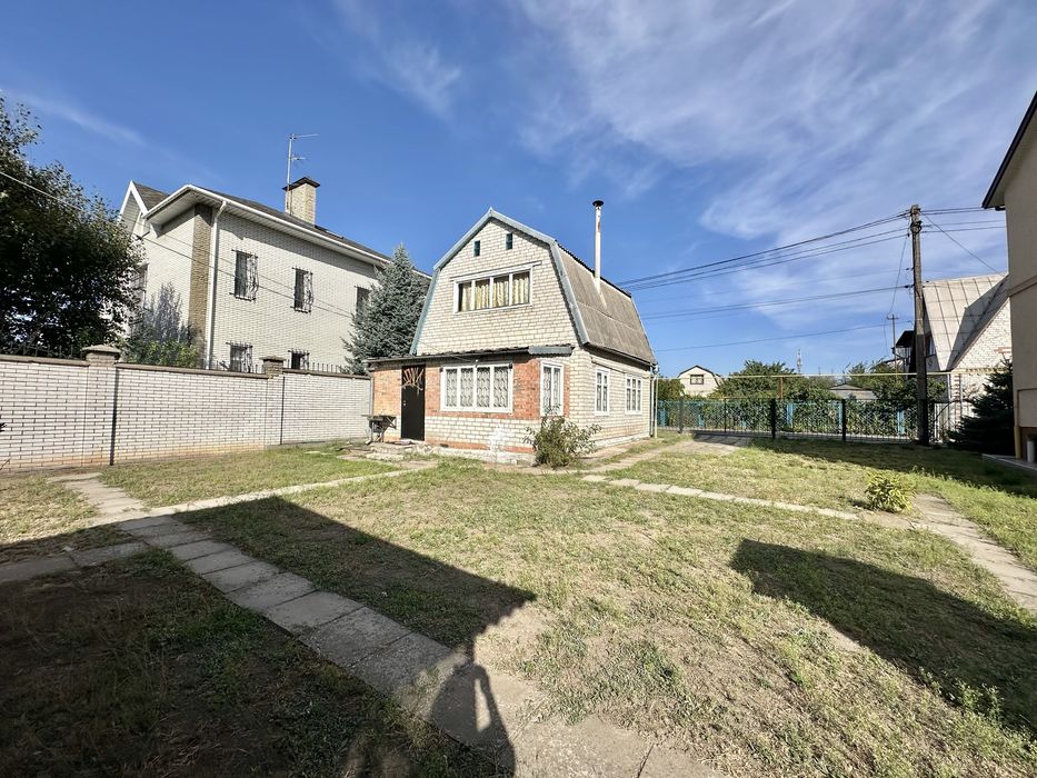 Продаж будинку Великий Луг біля Ренесансу