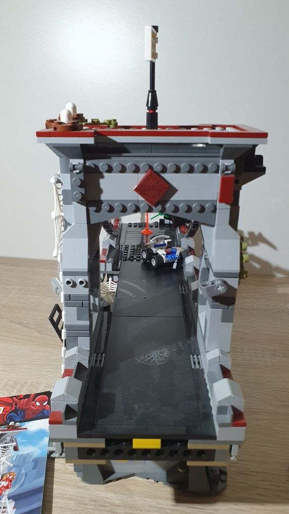Lego 76057 Spiderman Pajęczy wojownik (BEZ FIGUREK)