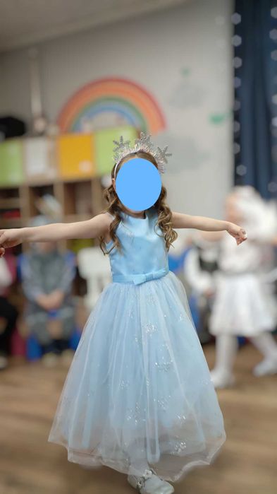 Блакитна сукня сніжинка, снігова королева, зірка + обручі + балетки