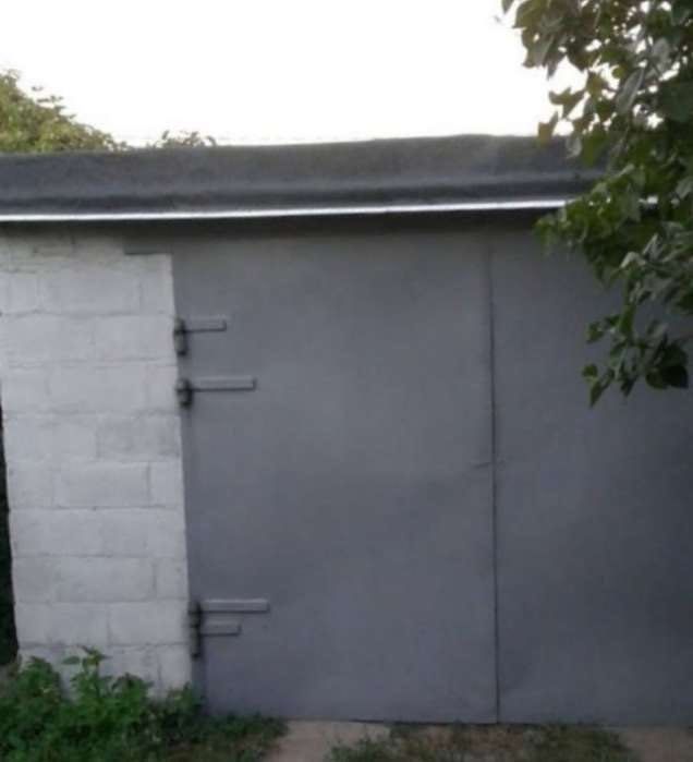 Продам ПОЛДОМА, р-н  проспекта СЛОБОЖАНСКИЙ