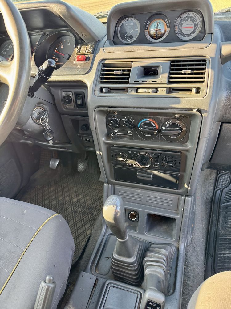 Mitsubishi Pajero II 2.5td 2000r krotkie hak klima