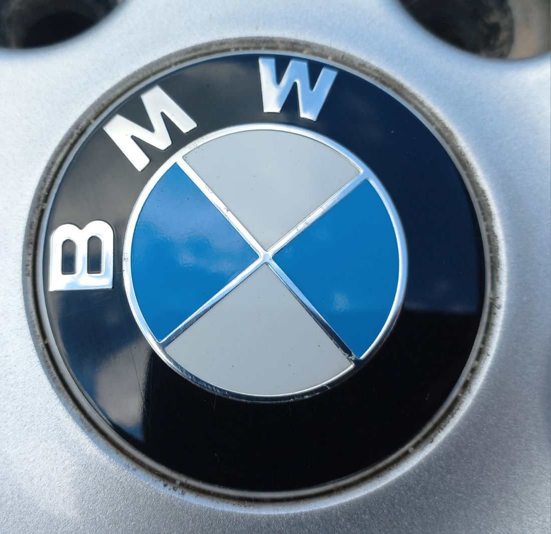 Felgi aluminiowe z oponami letnimi BMW 205/60R16 92H