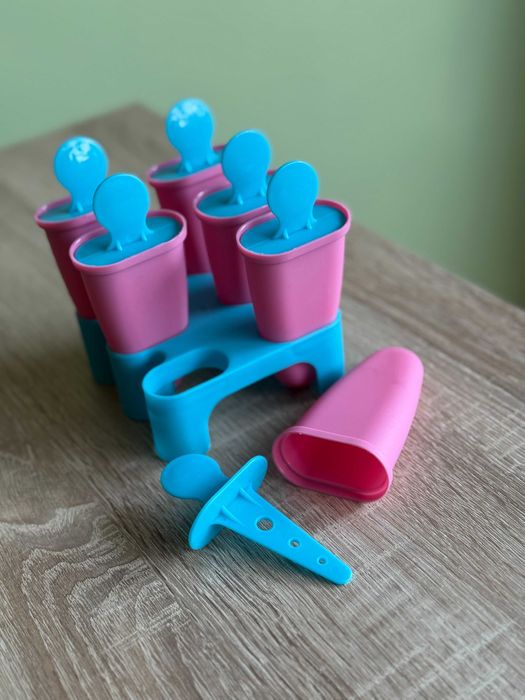 foremki do lodów plastikowe niebiesko różowe