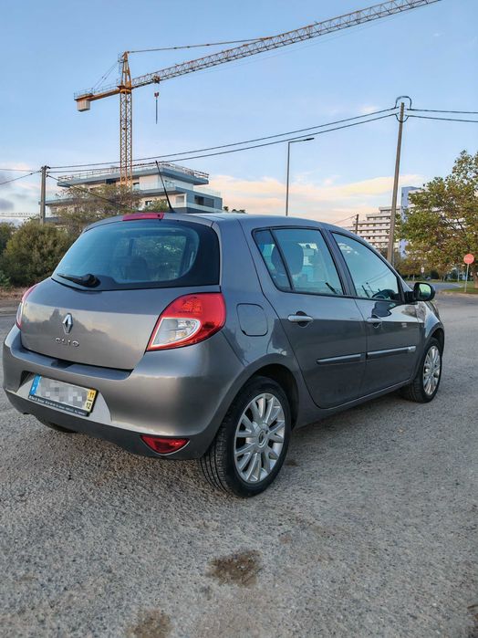 Clio III 2011 Gasolina