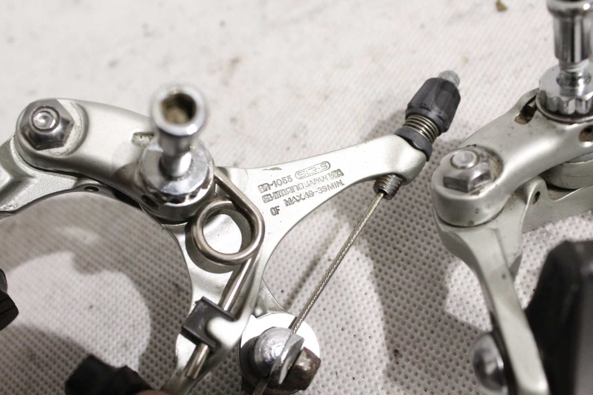hamulce szosowe shimano 105 BR-1055 caliper 39-49mm zasięg 1124