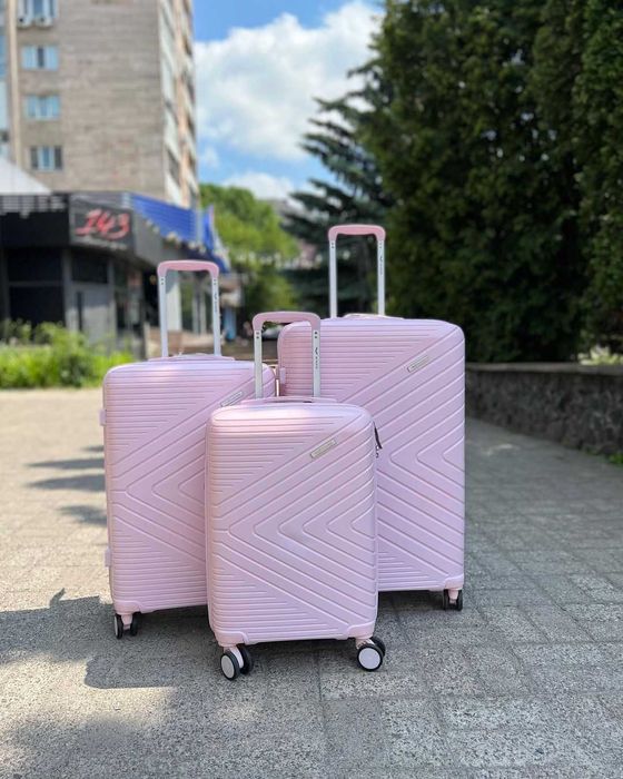 Валіза Wings 181-05 з поліпропілену Новинка! Чемодан Ударостійкий