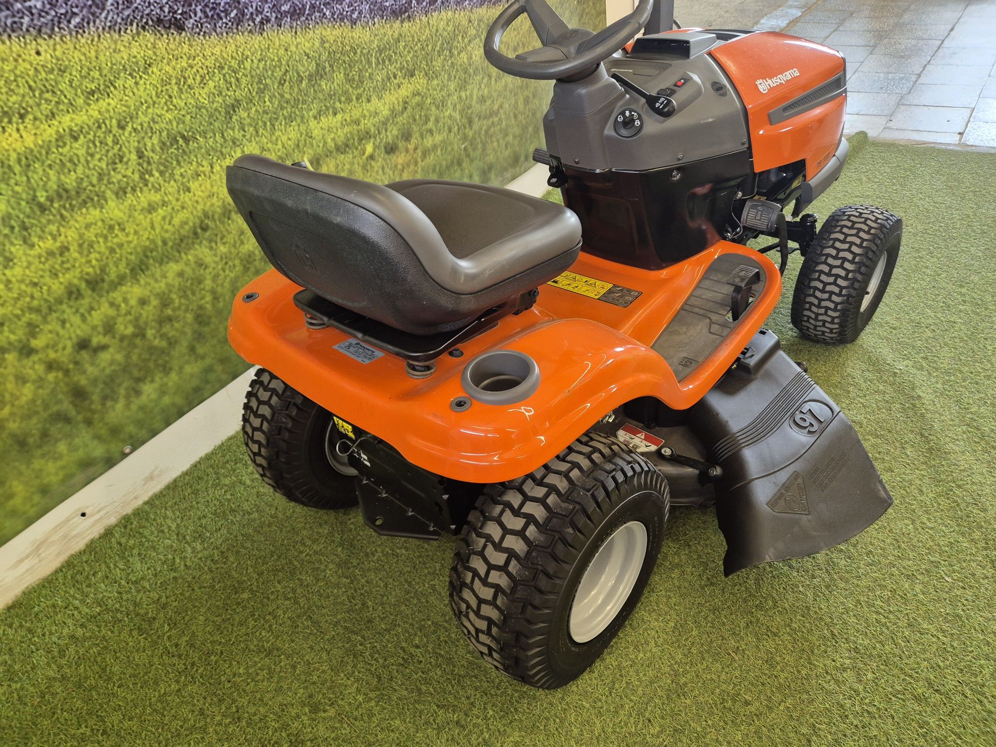 Traktorek kosiarka Husqvarna Briggs pompa oleju automat jak nowy