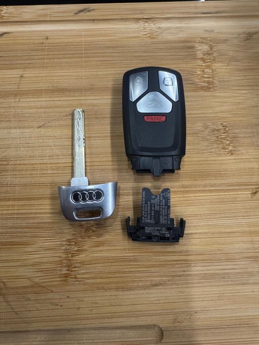 Pilot kluczyk AUDI USA A4 A5 Q5 Oryginalny
