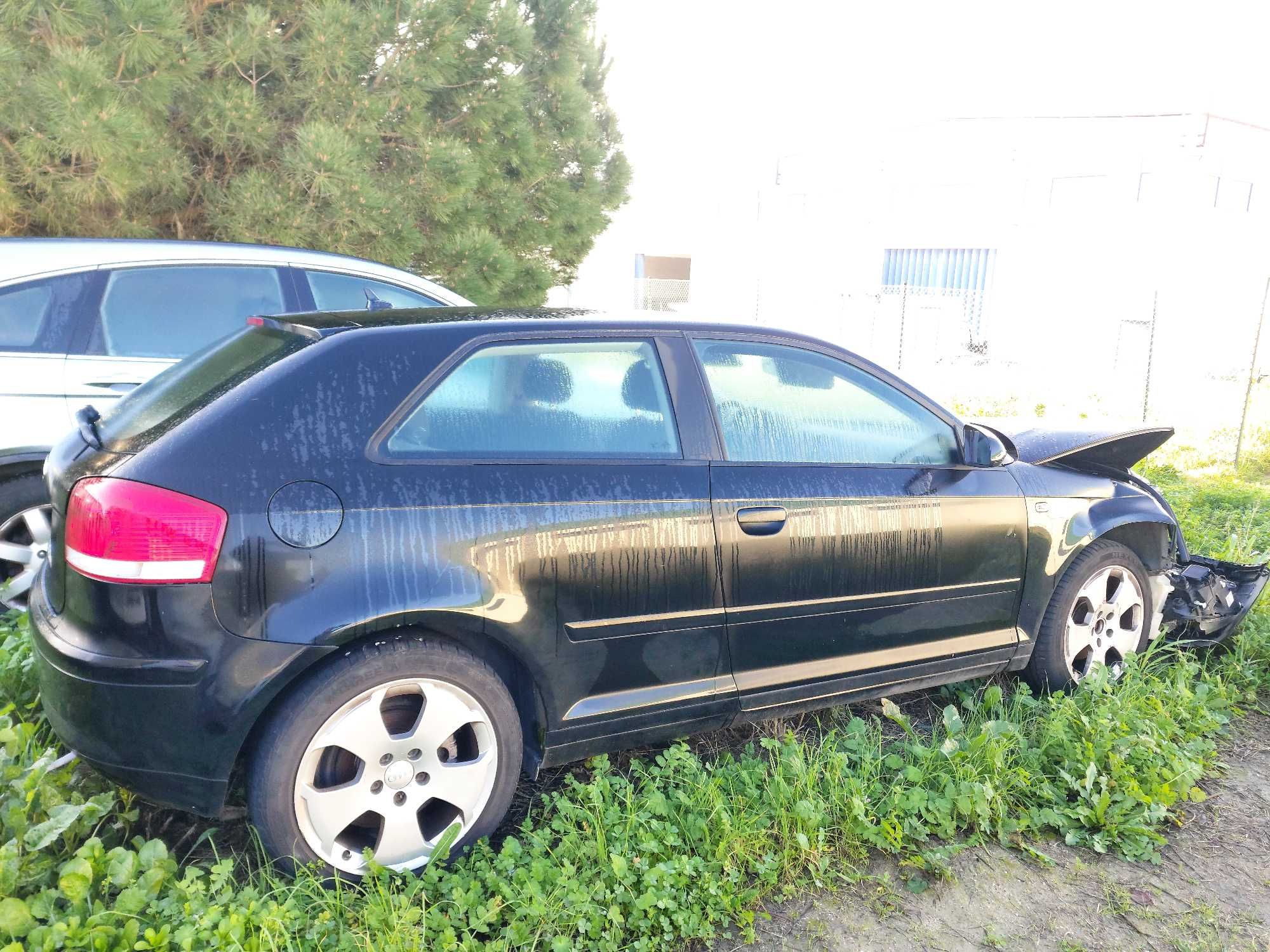 Vendo Audi A3 para recuperação ou venda de peças
