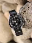 Zegarki Omega Mission to the Moon 42mm Bioceramic Moonswatch