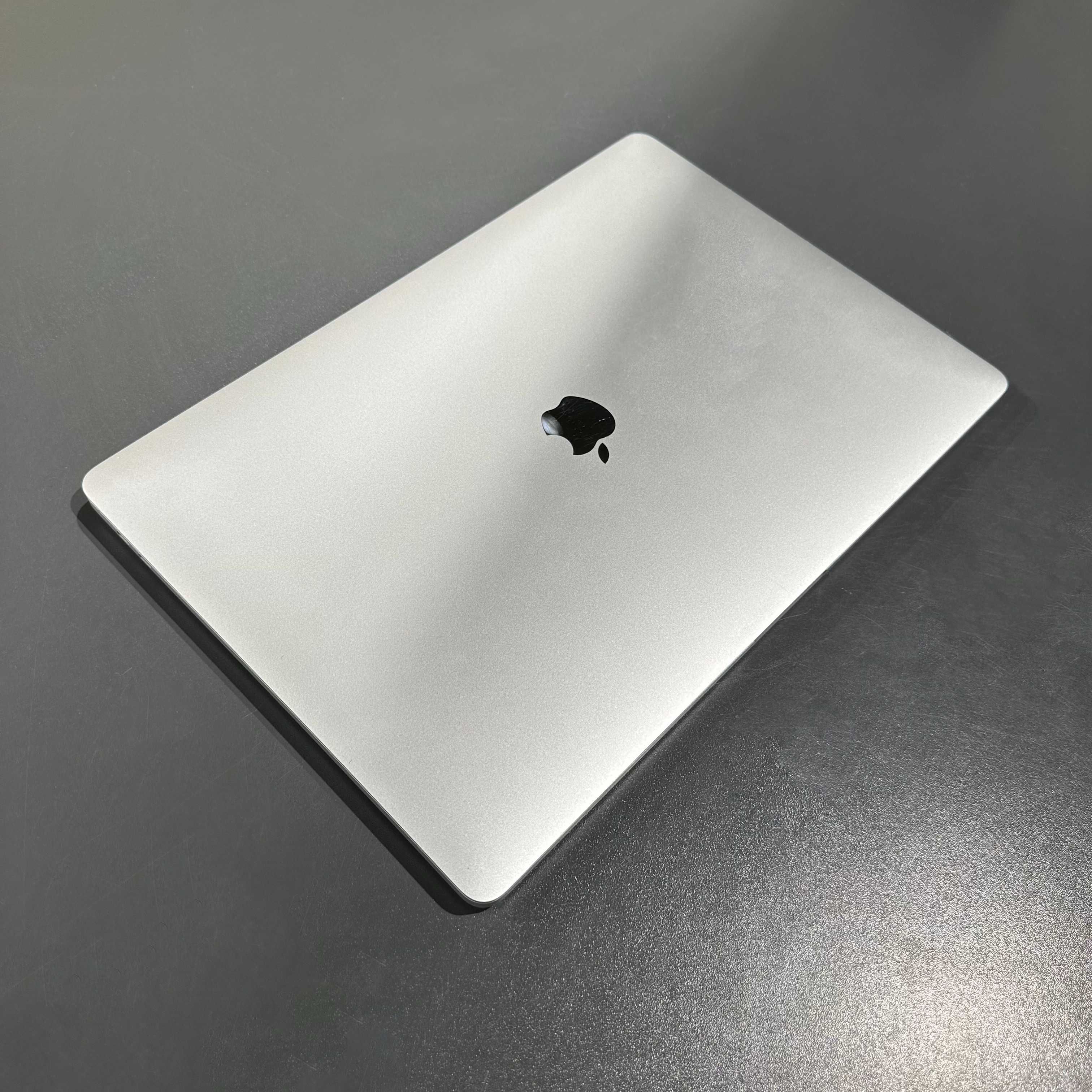 MacBook Pro 16" 2019 i7 16Gb RAM 512Gb SSD Silver РОЗПРОДАЖ!