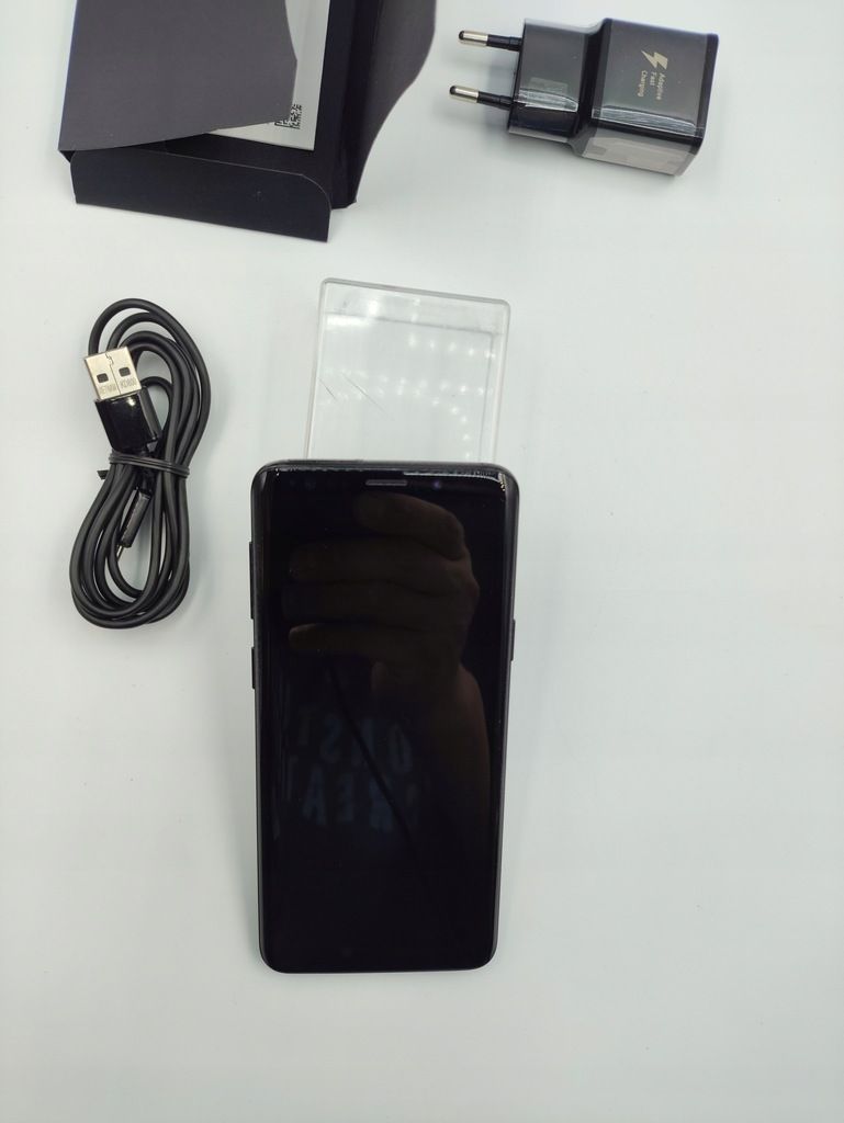 Telefon Smartfon Samsung Galaxy S9 4 GB / 64 GB 4G (LTE) czarny