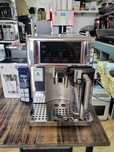 Кавомашина Кофемашина Delonghi Primadonna 6730