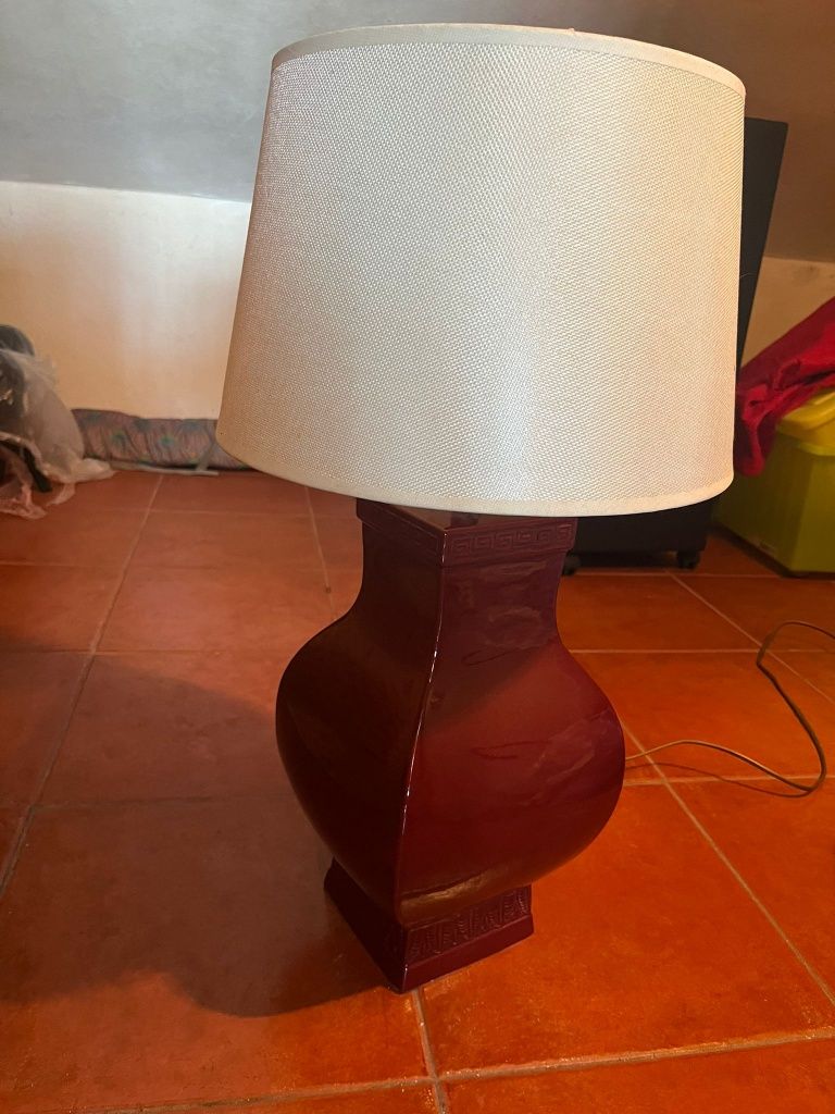 Candeeiros teto, mesa e pé