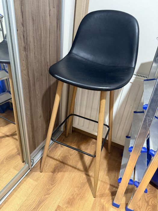 Krzesło barowe do sklepu