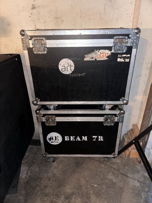4x Beams 7R 230w + Flightcase