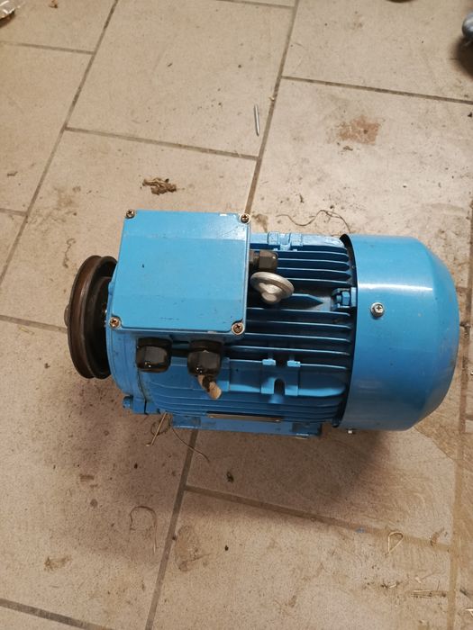 Silnik elektryczny 2.2kw.