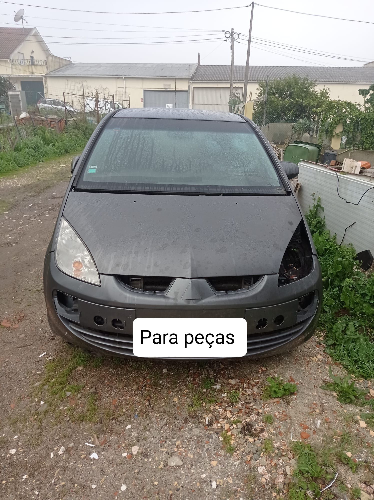 Mitsubishi Colt 1.1 gasolina para peças