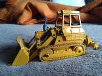 Retro-escavadora e Moto-niveladora Caterpillar anos 70