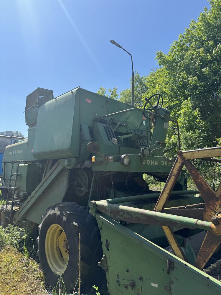 Kombajn zbozowy John Deere 430