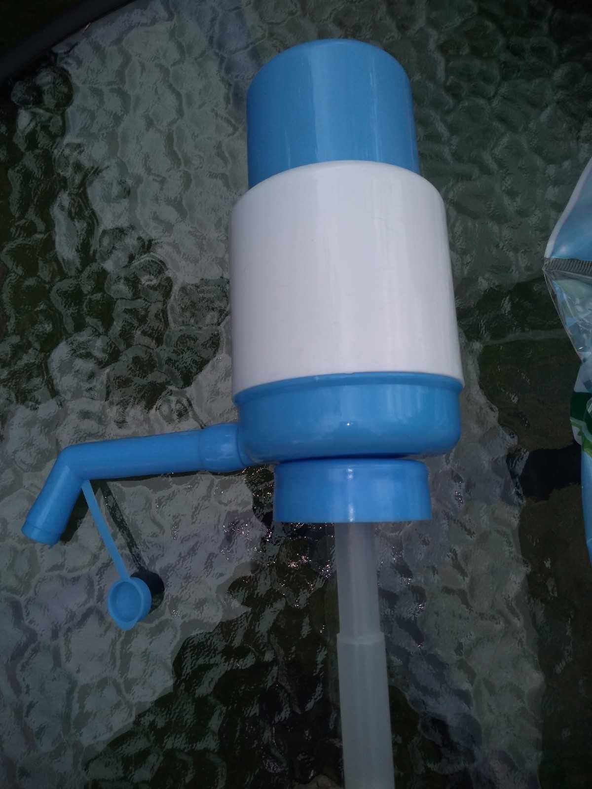Pompka do wody butelki 5 litrów, butle 5 galonów ( 18,9 l )
