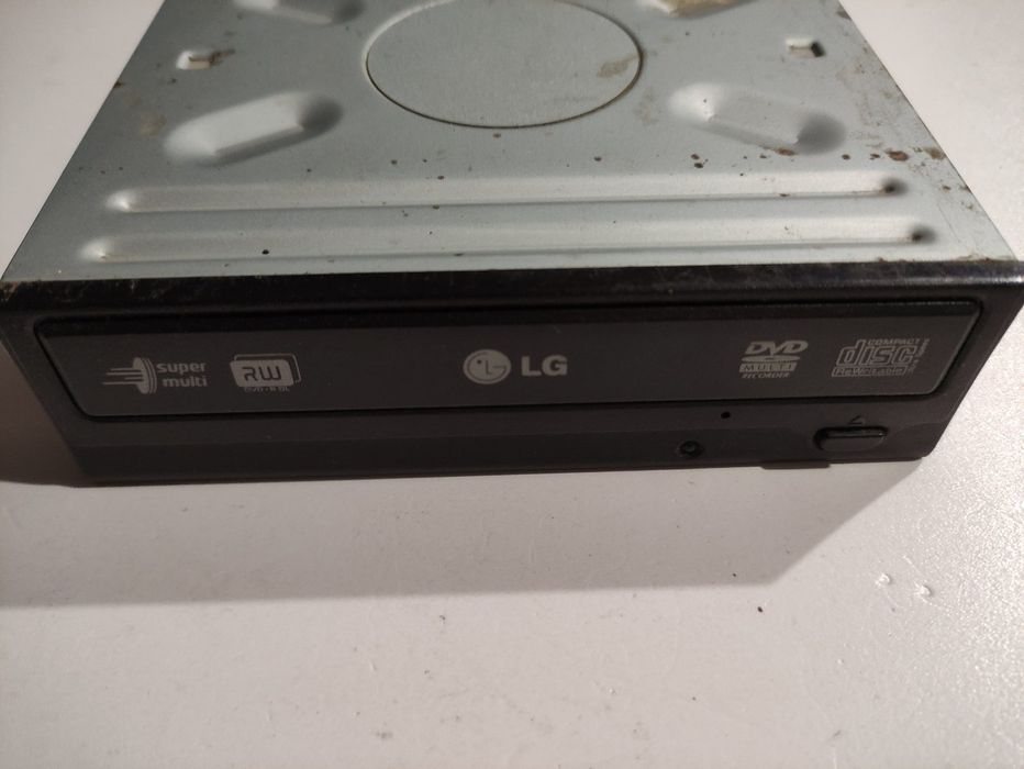 Корпус и комплектующие для компьютера