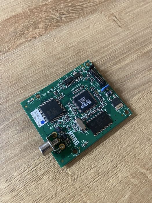 KORG КАРТА  ВІДЕО VIDEO VIF4 до синтезаторів PA2X PA3X PA800)