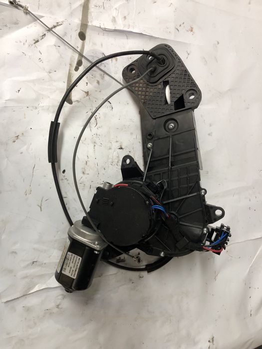 Mercedes V motor das portas laterais