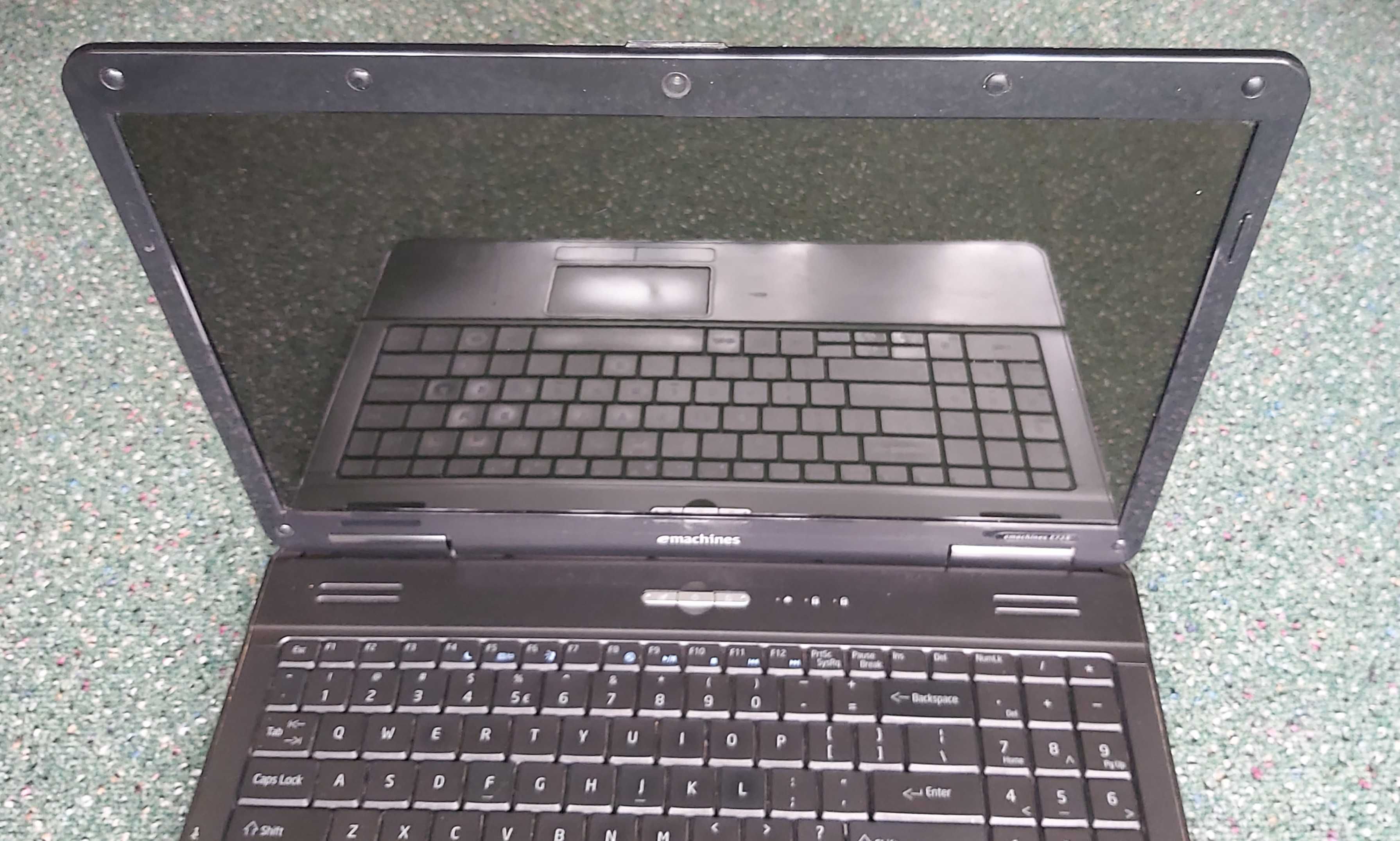 Laptop eMachines E725 KAWF0