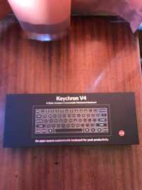 Продаю Keychron V4