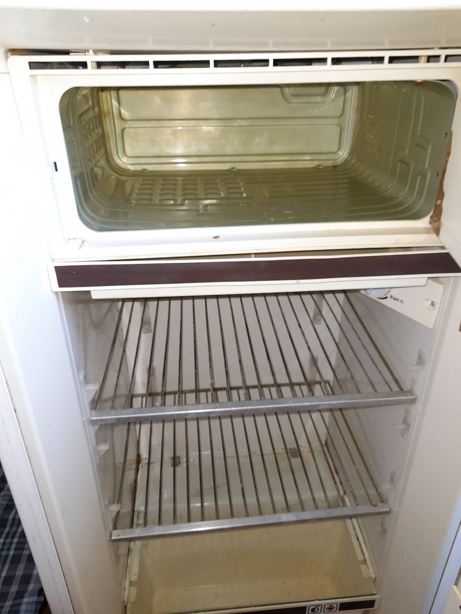 Кухонная мебель Холодильник