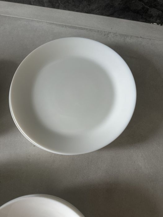 Стеклянные тарелки Ikea