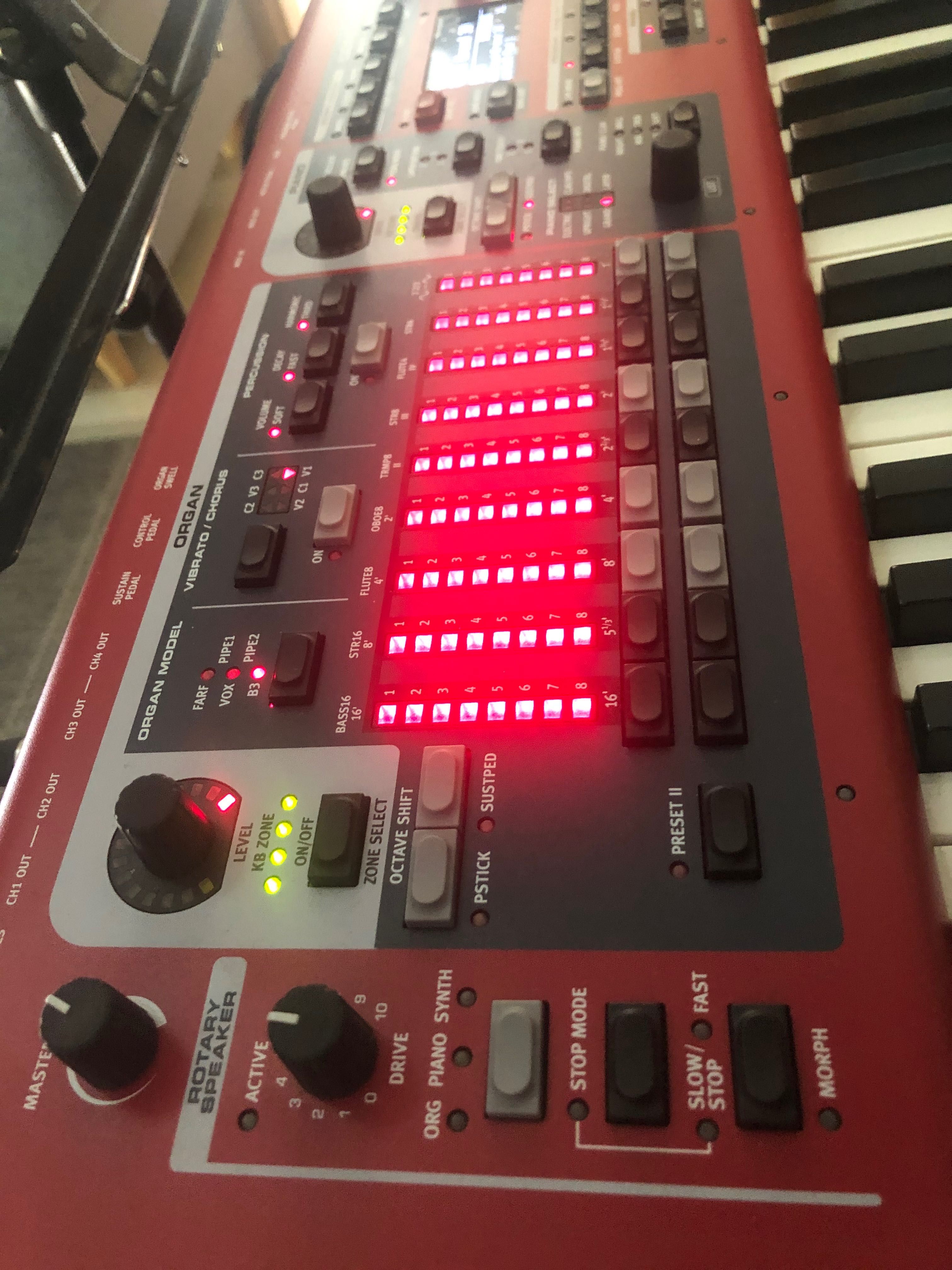 Piano Digital Nord Stage 3 88