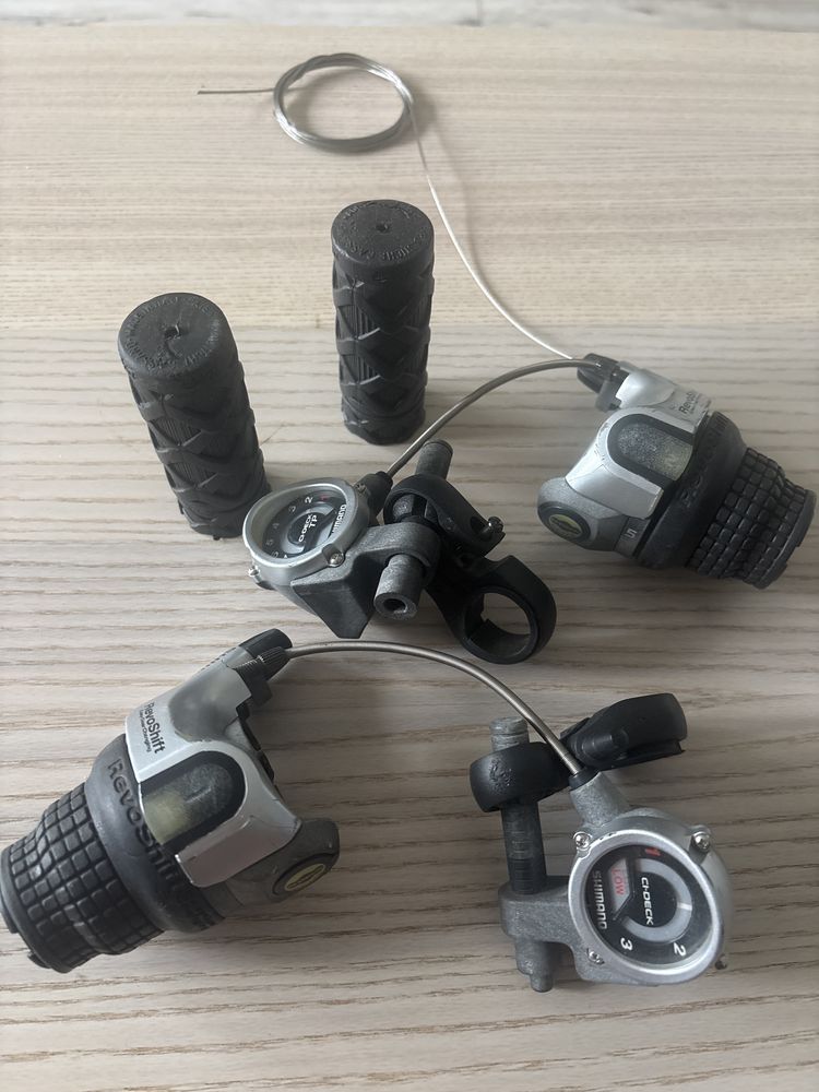 Revoshift manetki gripy shimano 3 x 7 retro MTB