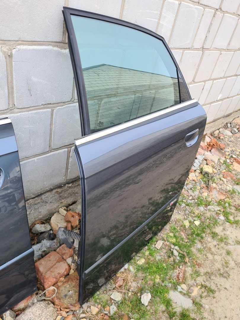 Drzwi Audi A4 B7 LX7Z Sedan Kombi Przód / Tył Lewe Strona Grafit
