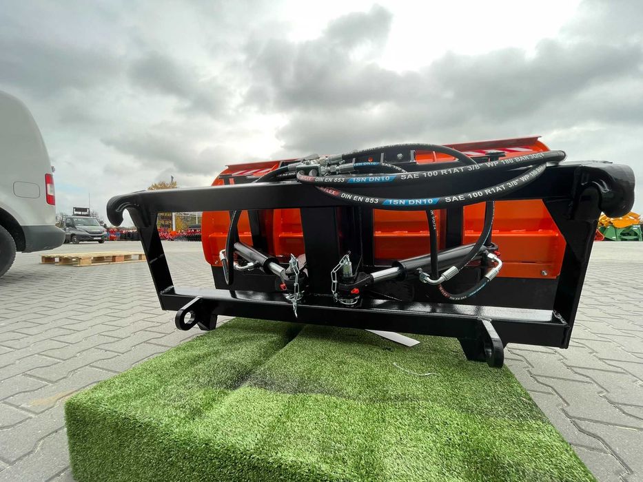 Pług do śniegu na spręzynach