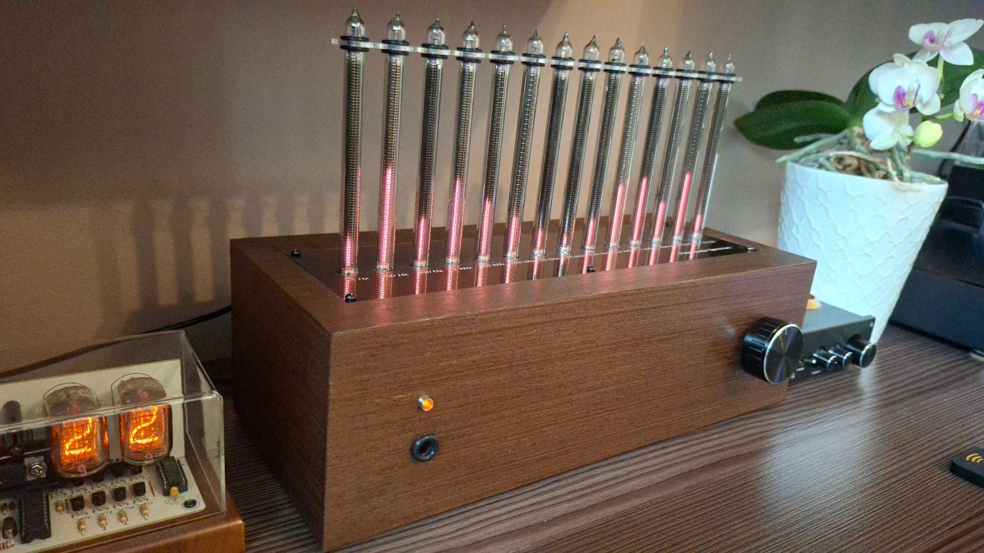 Nixie IN-9 Spectrum Visualiser